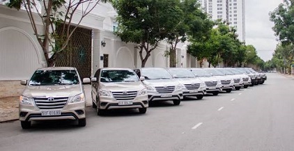 Dịch Vụ Thuê Xe Đưa Đón Sân Bay Vinh Đi Các Phường Huyện – Thuê Xe Tại Nghệ An Uy Tín, Trọn Gói
